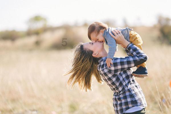 吃面崩溃女生事件里，你觉得是男方的问题还是女方的问题？游戏画面